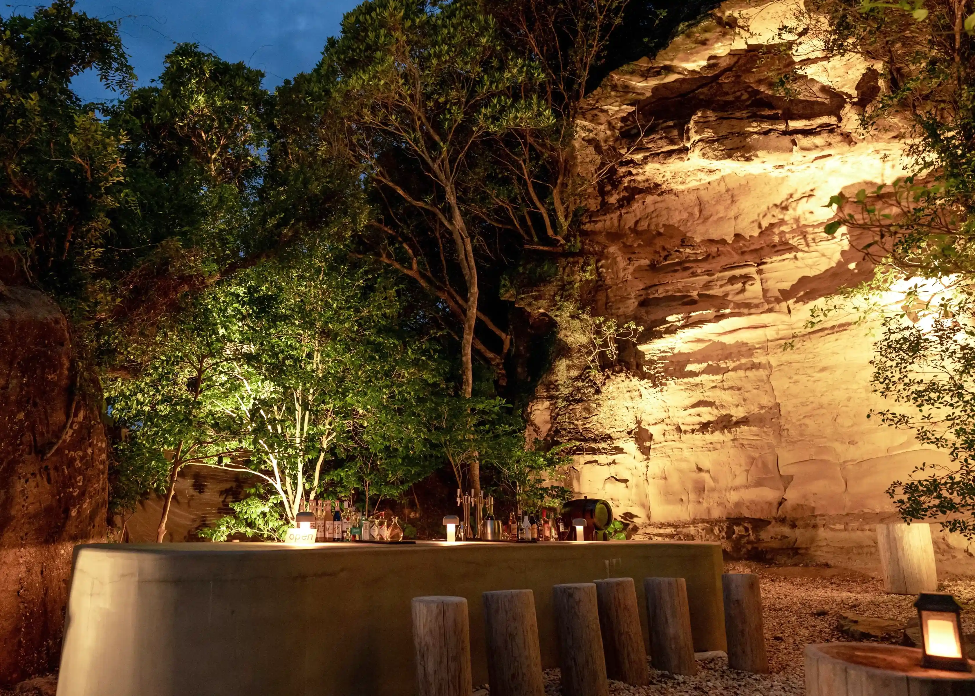 Lose yourself in the extraordinary
Blissful evening at drink Bar