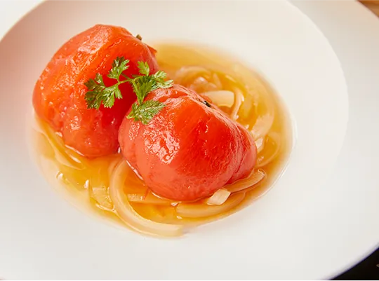 Savor the bounty of Shirahama in an open air sanctuary.