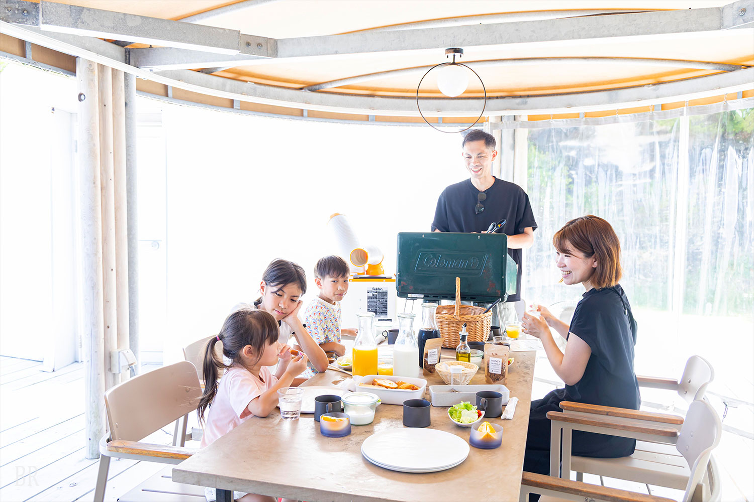 Breakfast with an ocean view