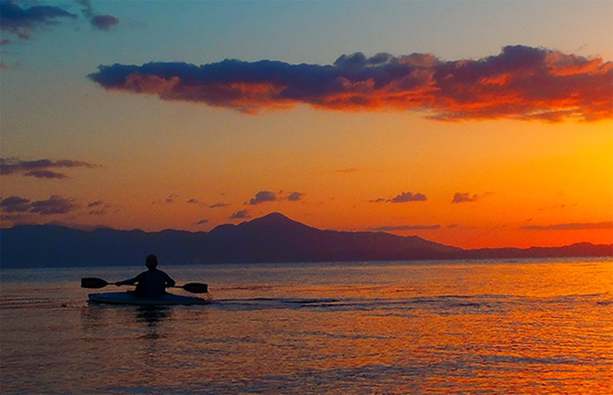 Sea Kayaking & Sunsea Kayaking 